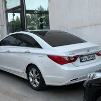 هیوندای YF