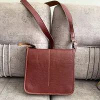 کیف دوشی چرم گاوی طبیعی (واقعی)