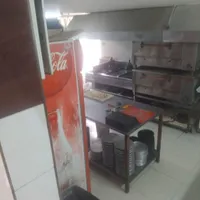 استخدام پیتزا زن ماهر و کارگر ساده وارد به موتور|استخدام خدمات فروشگاه و رستوران|تهران, چهارصد دستگاه|دیوار