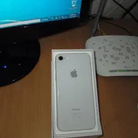 اپل ۸