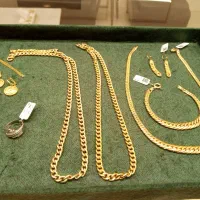 سرویس و انگشتر طلا درحد. درصد مناسب