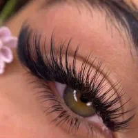 اکستنشن مژه و کاشت ناخن سیدی