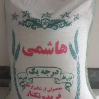 برنج و پودر زعفران و خرما