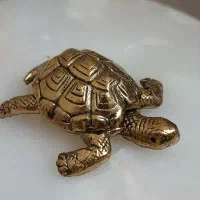 دکوری برنز ، برنجی