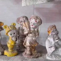 مجسمه عروسک