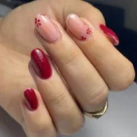 آموزش کاشت ناخن با تخفیف ویژه تا اخر تیر
