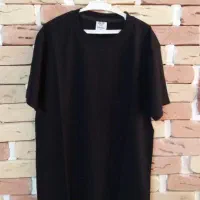 تی شرت مشکی