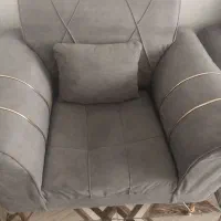 مبل راحتی هفت نفره سالم و تمیز