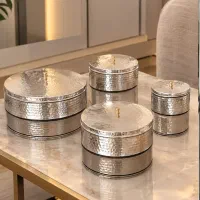 همکار خانم نیمه وقت در فروشگاه