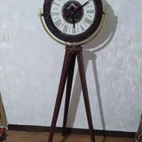 ساعت ایستاده چوبی