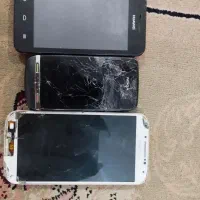 سه گوشی دارم نوکیا هواوی سامسونگ