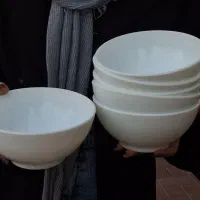 کاسه آبگوشتی