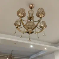 یک جفت لوستر طلایی رنگ ثابت