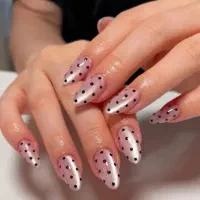 آفر جذب مشتری کاشت تخصصی ناخن