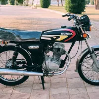 کویر 125 پارکینگی