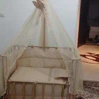 گهواره تخت کنارمادر