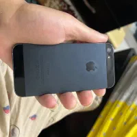 ایفون 5  .بی خط خش