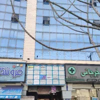 دعوت به همکاری در سالن زیبایی رونا