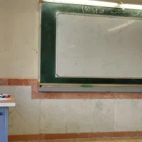 آموزش