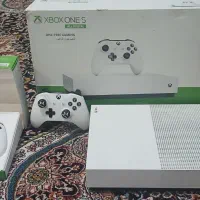 ایکس باکس وان اس دو دسته