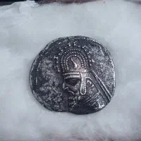 سکه قدیمی نقره با اصالت