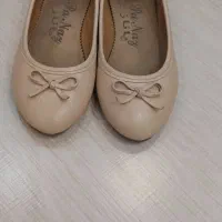 دو عدد کفش دخترانه سایز ۳۷