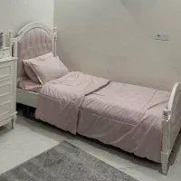 تخت یک نفره