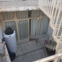 فروش فوری یک باب منزل مسکونی ویلای