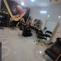 کلیه لوازم سالن ب فروش می‌رسد ب صورت کلی و جزئی