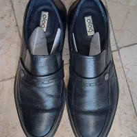 کفش نو چرم اصل تخفیف دارد
