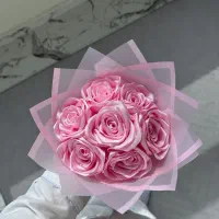 هفت شاخه گل صورتی