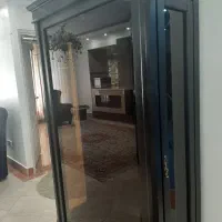 ویترین چوبی