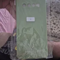 کاور سبز کم‌‌ رنگ