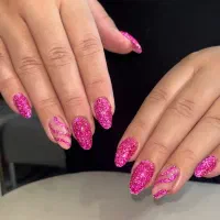 تخفیف ویژه کاشت ناخن