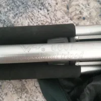 سه پایه نگهدارنده دوربین