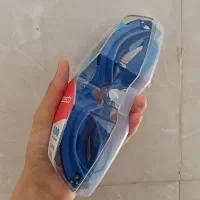 کلاه و عینک شنا