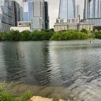 نیازمند یک خانم جهت کار دفتری