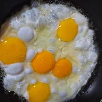 تخم مرغ خانگی