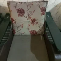 مبل هفت نفره سالم  شکستگی ندارد