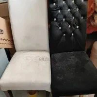 دو عدد صندلی