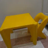 میز صندلی مهدکودکی