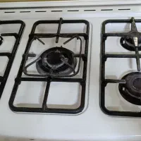 گاز پنج شعله تاکنو همراه فر و جوجه گردان