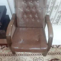 صندلی اداری و میزتحریر