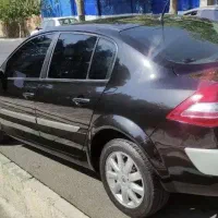 مگان اتومات ۲۰۰۰