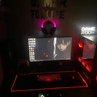 کیس و ps5 مانیتور