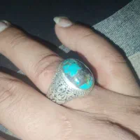فیروزه نیشابوری رگ دار