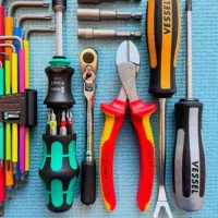 ارائه خدمات برق صنعتی تعمیرات و نگهداری