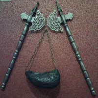 تبرزین و کشکول