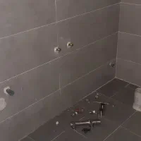 تاسیسات و لوله کشی و اب و فاضلاب و برق کشی