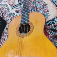 گیتار یاماها سی هفتاد